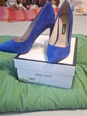 Nine West Royal Blue Suede Pointed-Toe Pumps